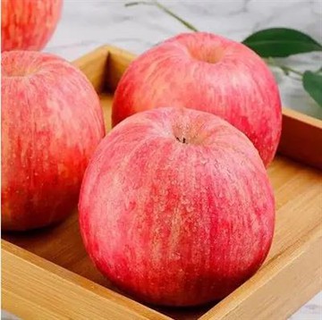 Хрусткі та солодкі яблука